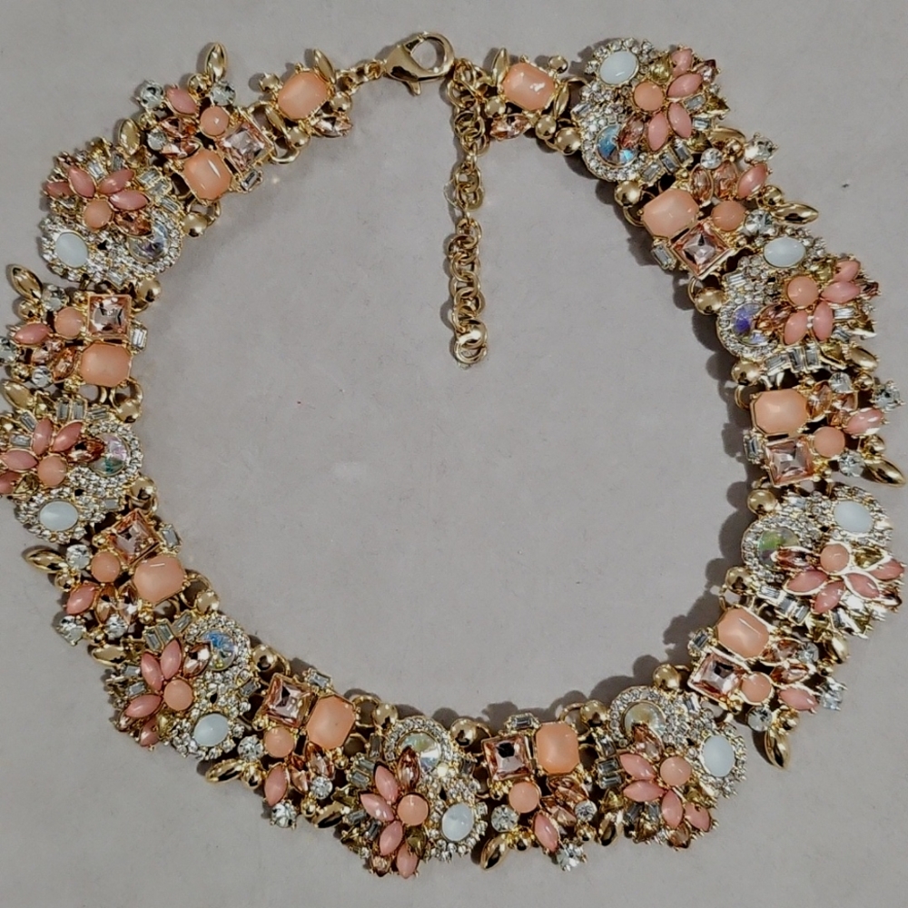 Gorgeous Statement Necklace